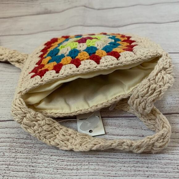 Boho Cream Crossbody Bag with Multi-Colored Pattern Open Top 30"L - Picture 8 of 11